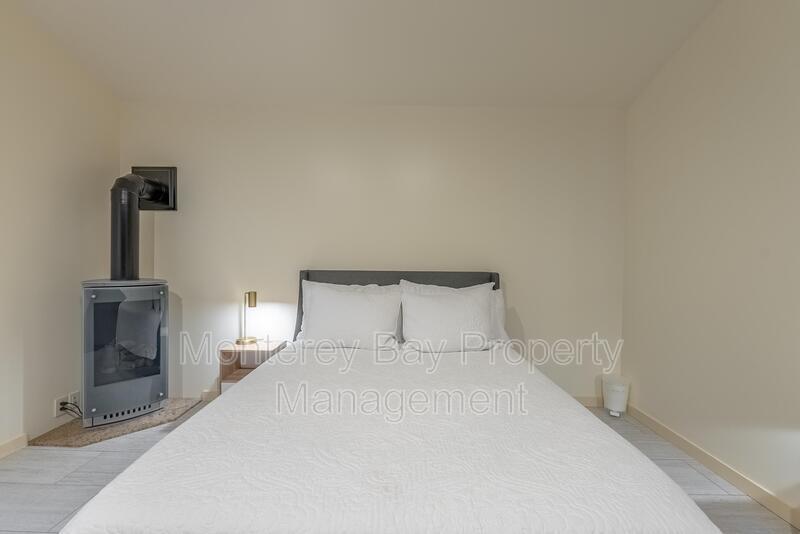 543 Foam St. property image