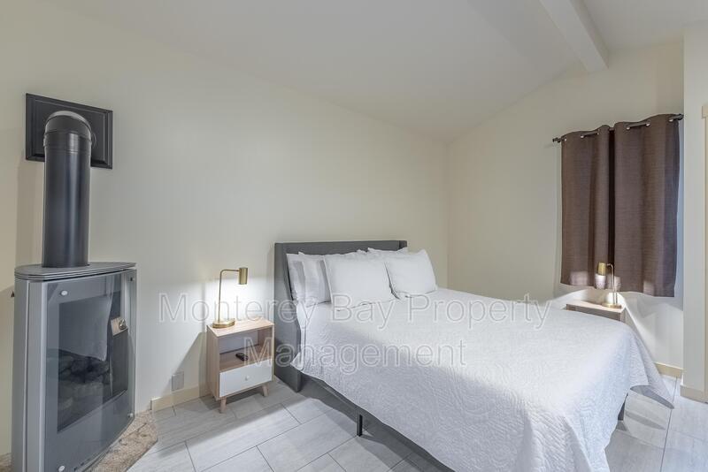 543 Foam St. property image