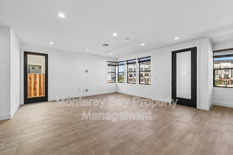 108 8th St. property image