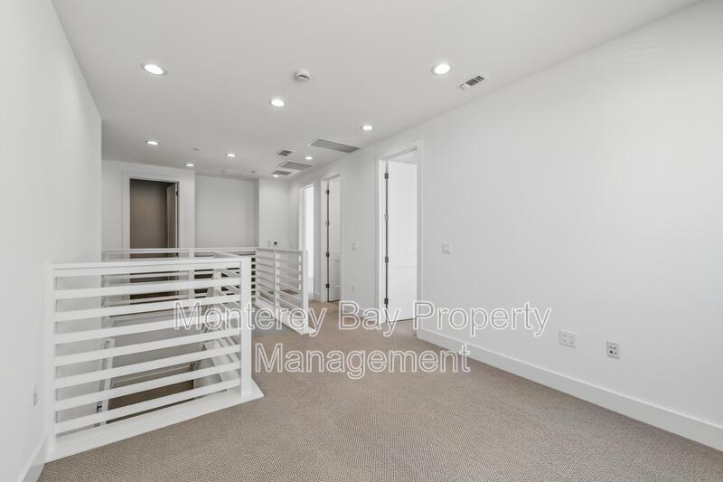 108 8th St. property image