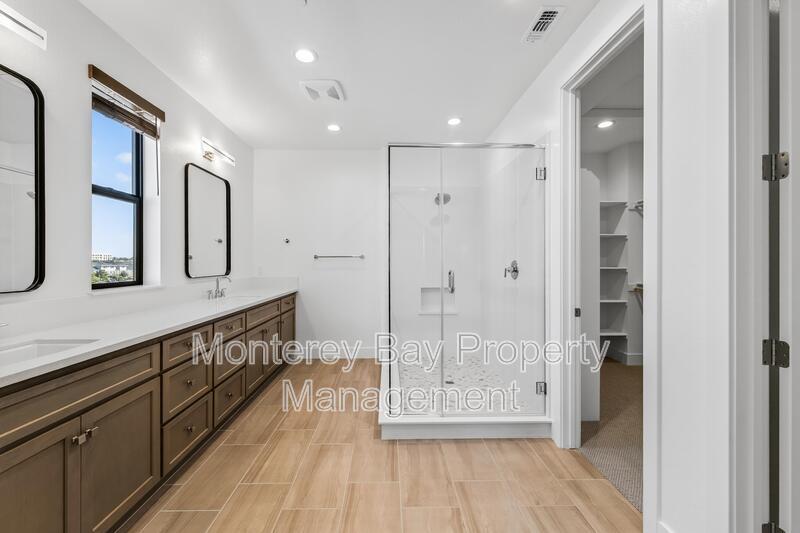 108 8th St. property image