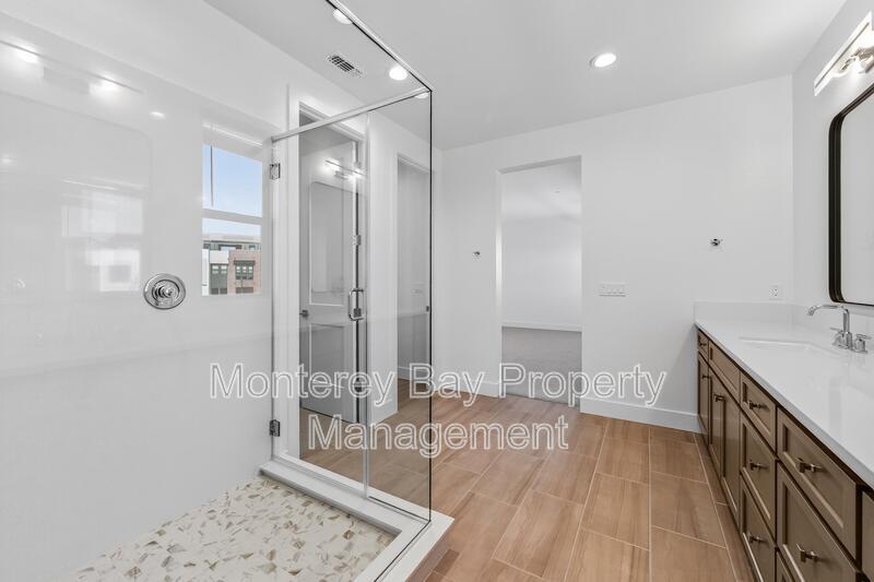 108 8th St. property image