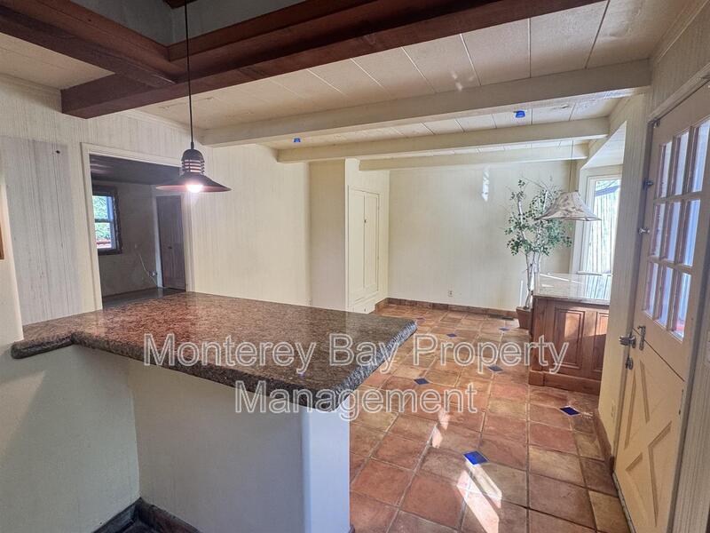 24750 Lower Trail property image