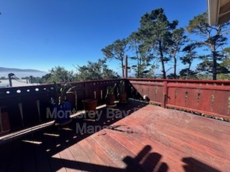 24750 Lower Trail property image