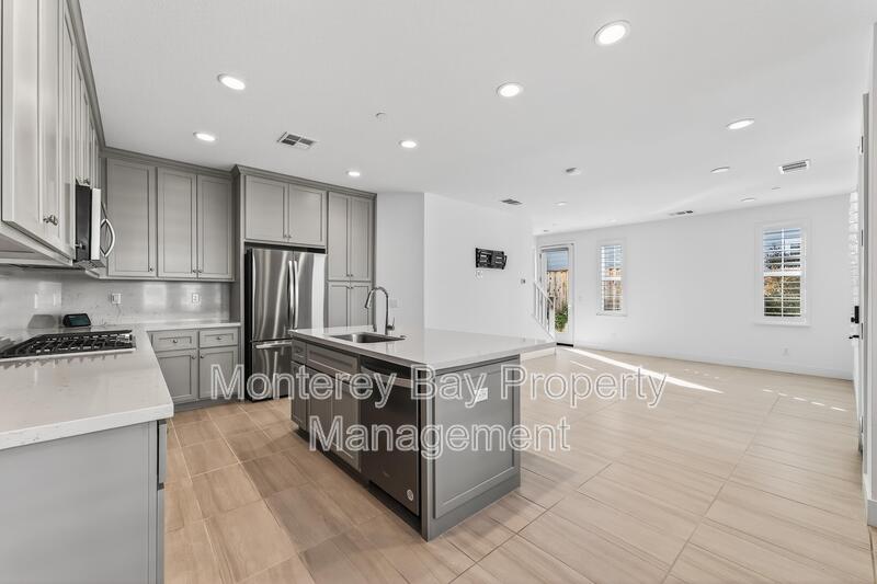 2798 Telegraph Blvd property image