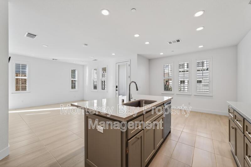 2798 Telegraph Blvd property image