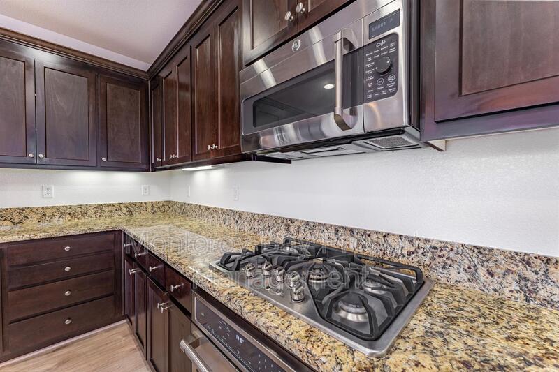 250 Boardwalk Ave property image