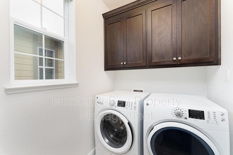 250 Boardwalk Ave property image