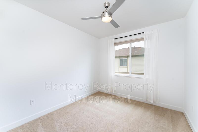 250 Boardwalk Ave property image