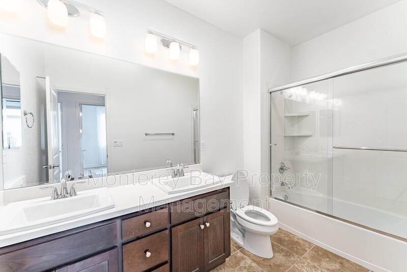 250 Boardwalk Ave property image