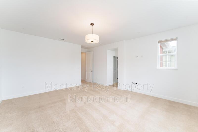 250 Boardwalk Ave property image