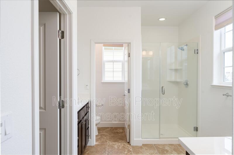 250 Boardwalk Ave property image