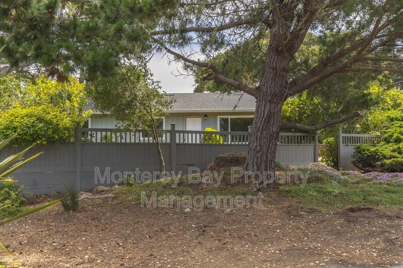 2937 Lupin Lane property image