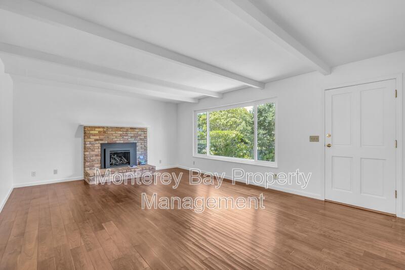 2937 Lupin Lane property image