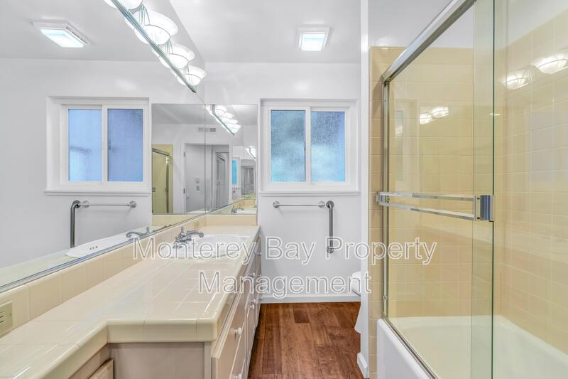 2937 Lupin Lane property image