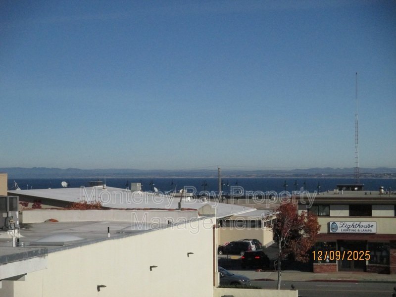 650 Hawthorne Street property image