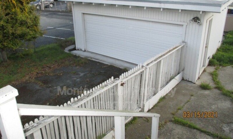 650 Hawthorne Street property image