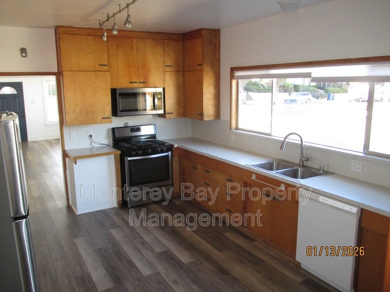 650 Hawthorne Street property image