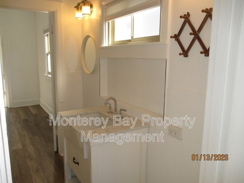 650 Hawthorne Street property image