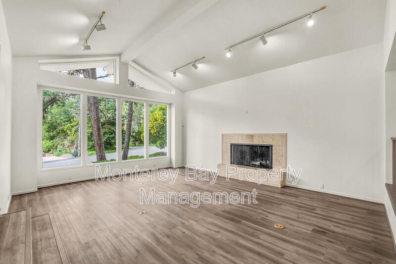 4083 Sunset Lane property image