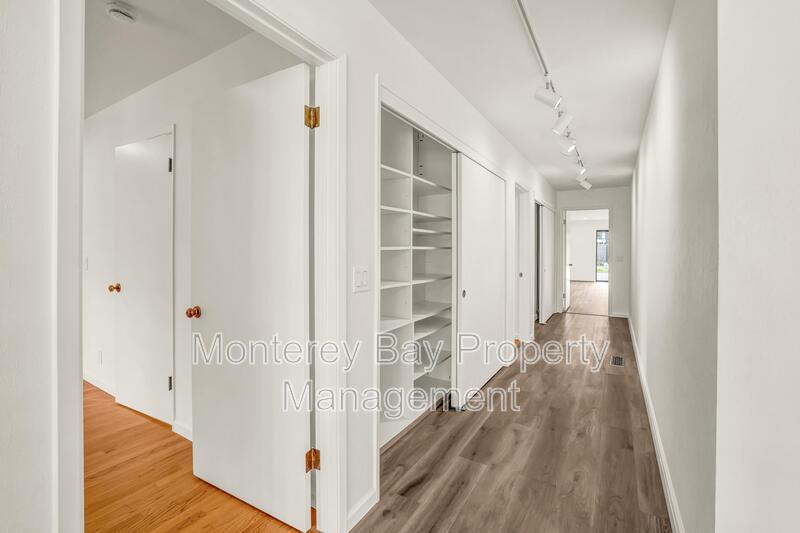 4083 Sunset Lane property image