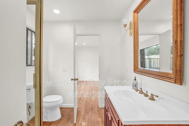 4083 Sunset Lane property image