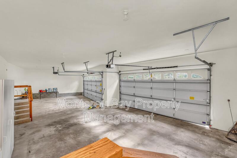 4083 Sunset Lane property image