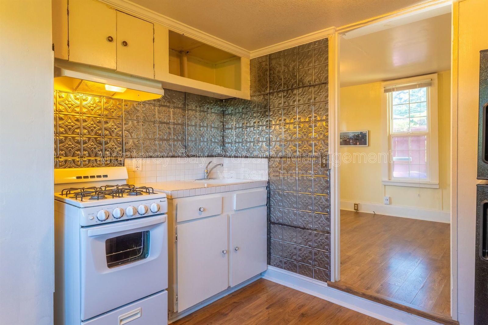 461 Reeside property image