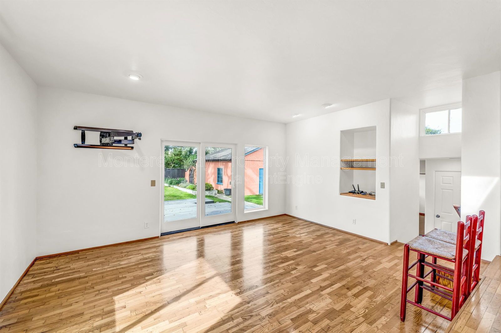 940 14 0% property image