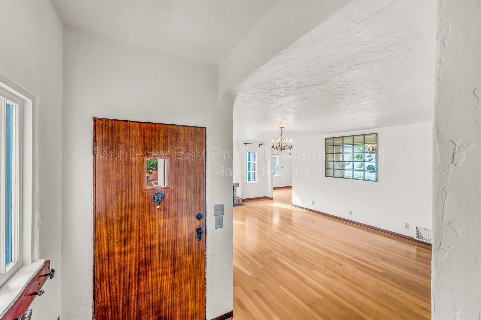 940 14 0% property image