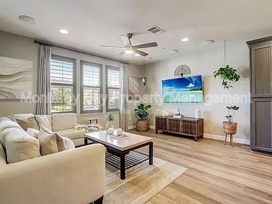 211 9th 10% property image