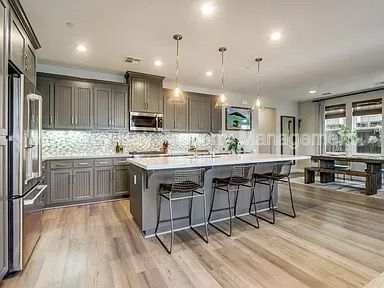 211 9th 10% property image