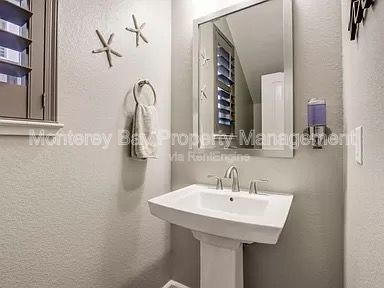 211 9th 10% property image