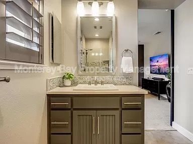 211 9th 10% property image