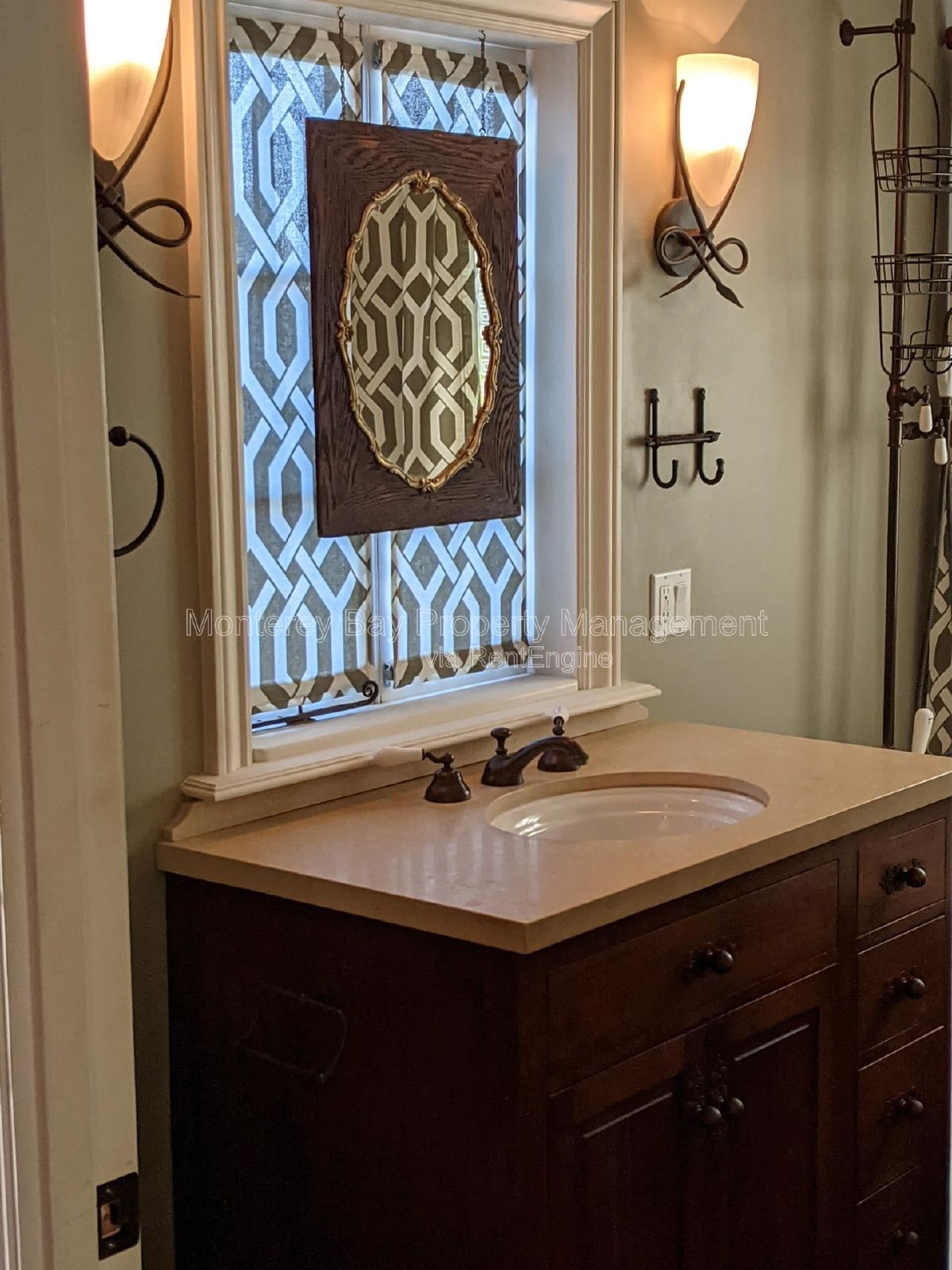 515 Dickman Street property image