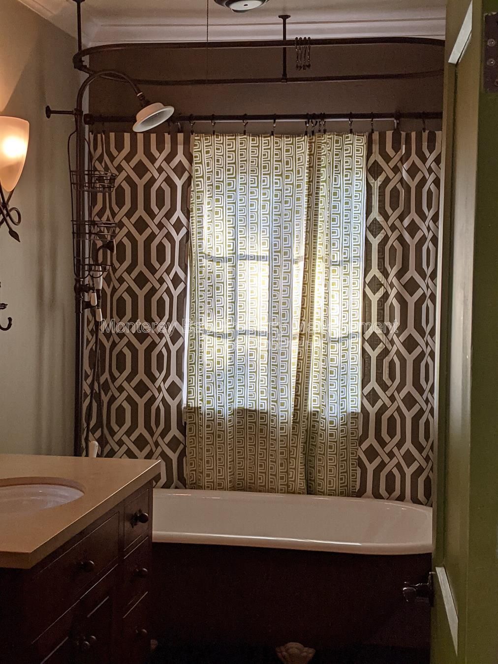 515 Dickman Street property image