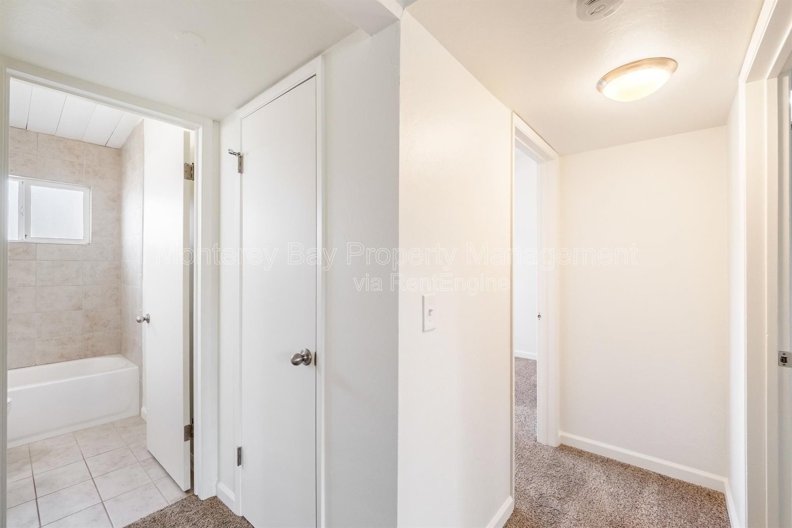 Apt E property image