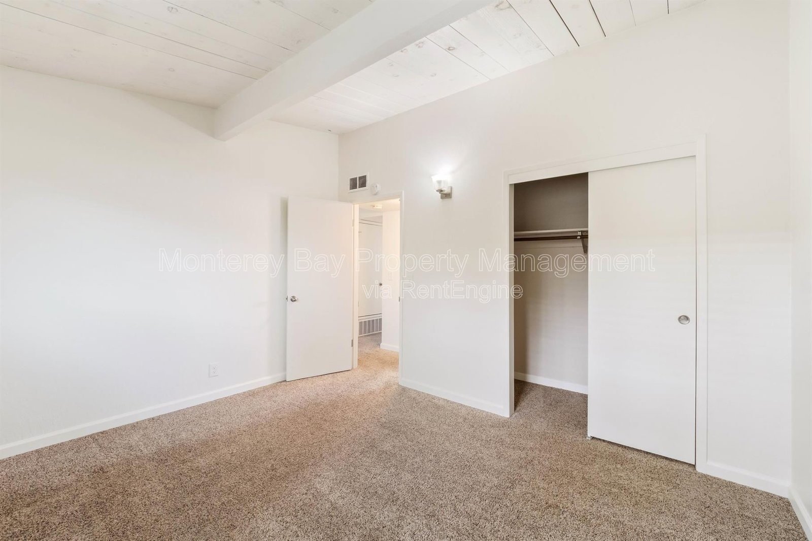 Apt E property image