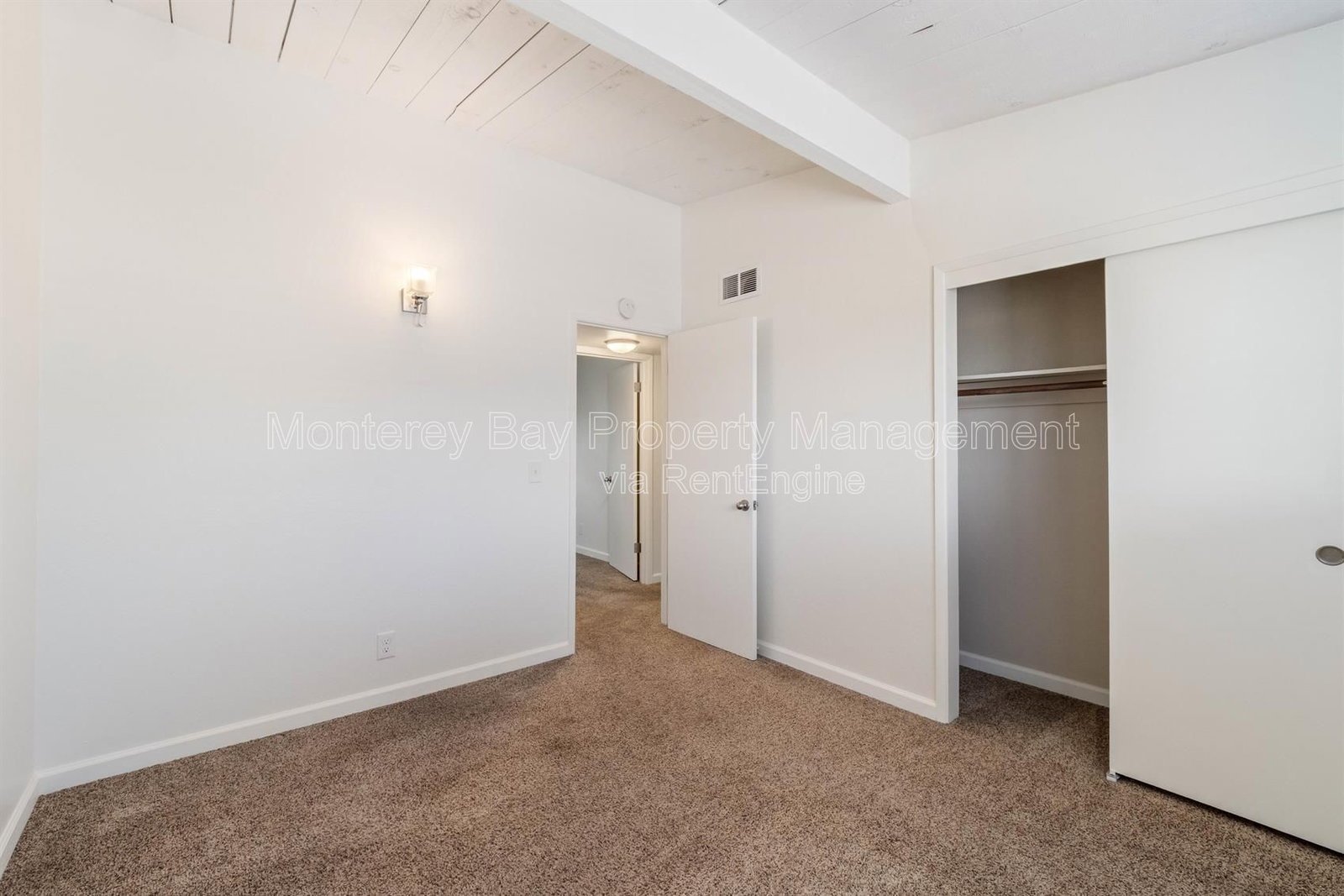 Apt E property image