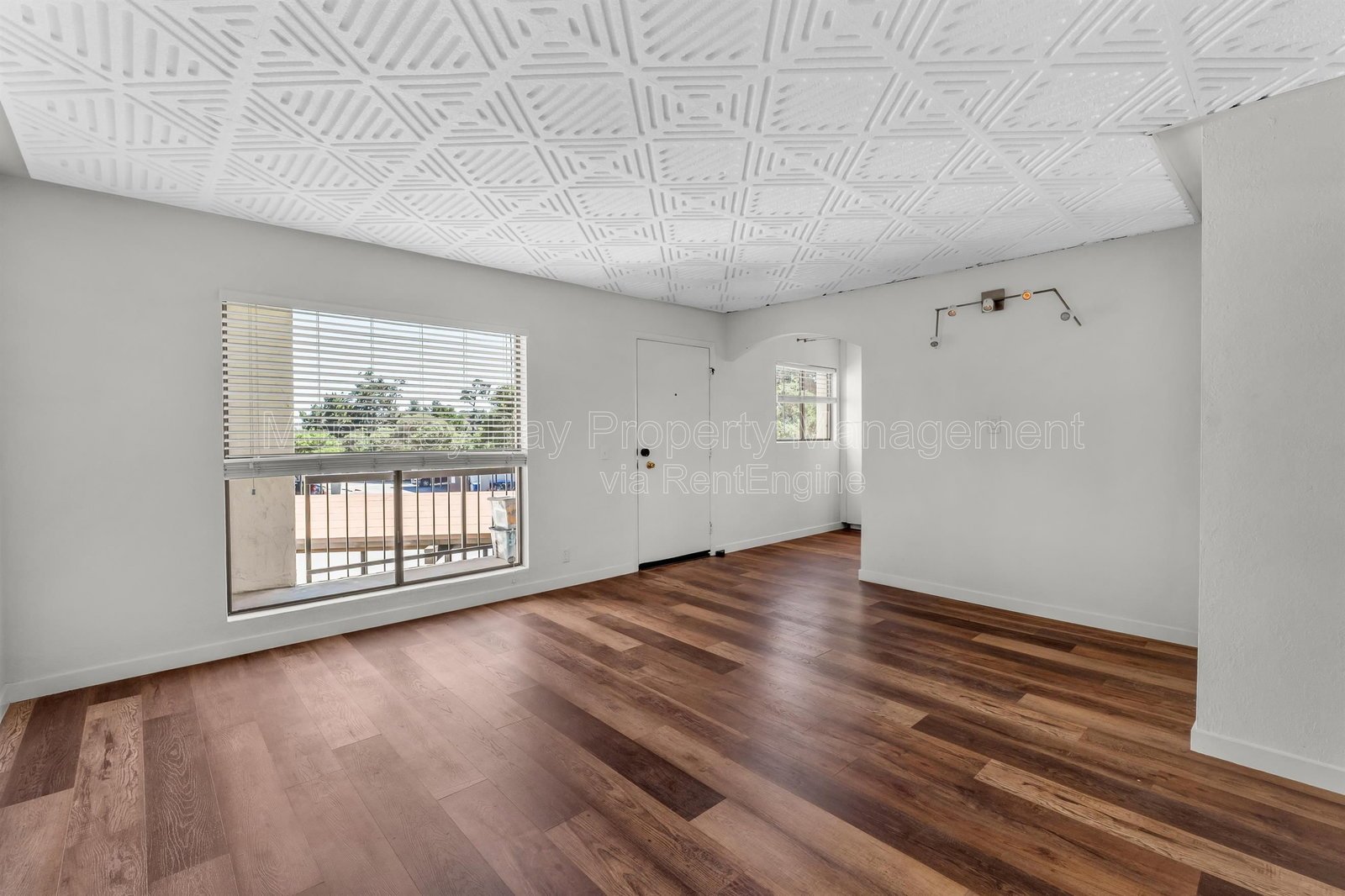 500G220-TP property image