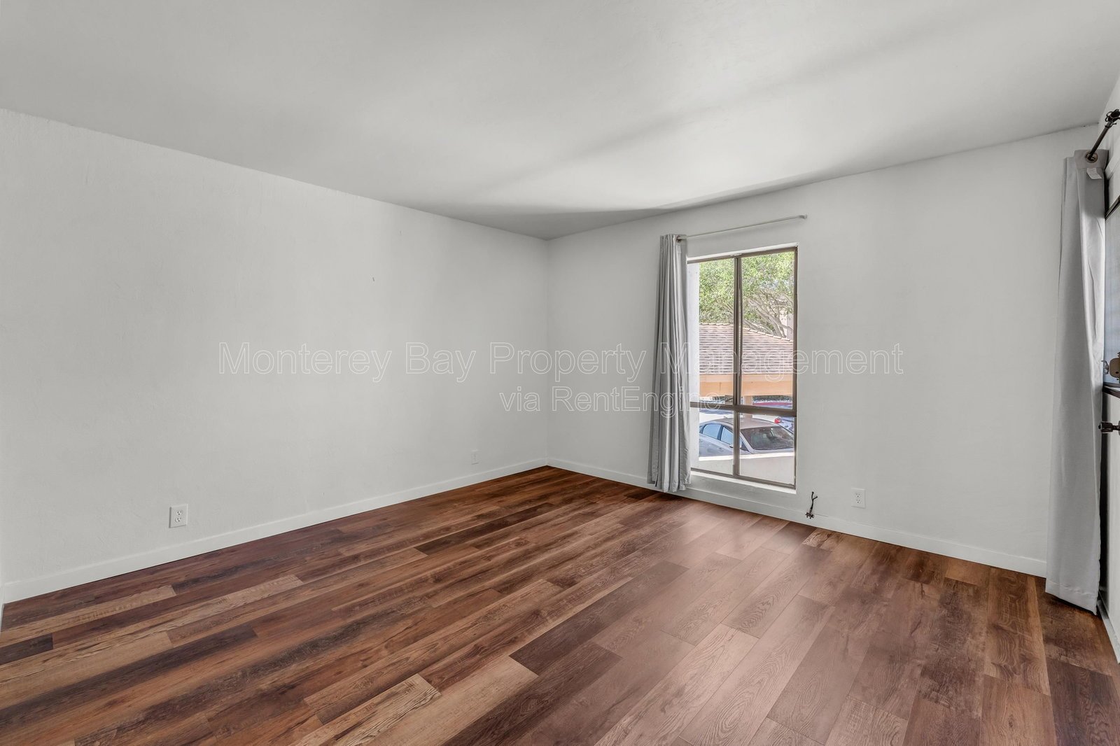 500G220-TP property image