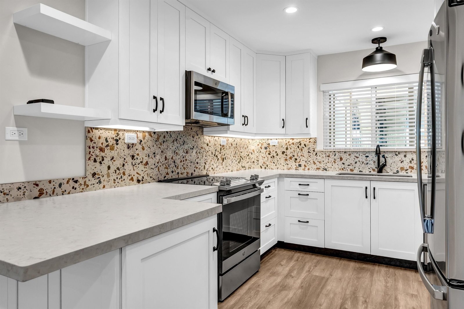 250FR19TPS property image
