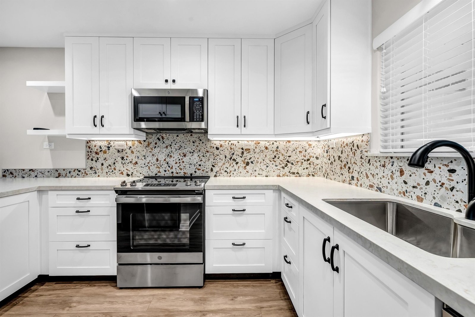 250FR19TPS property image