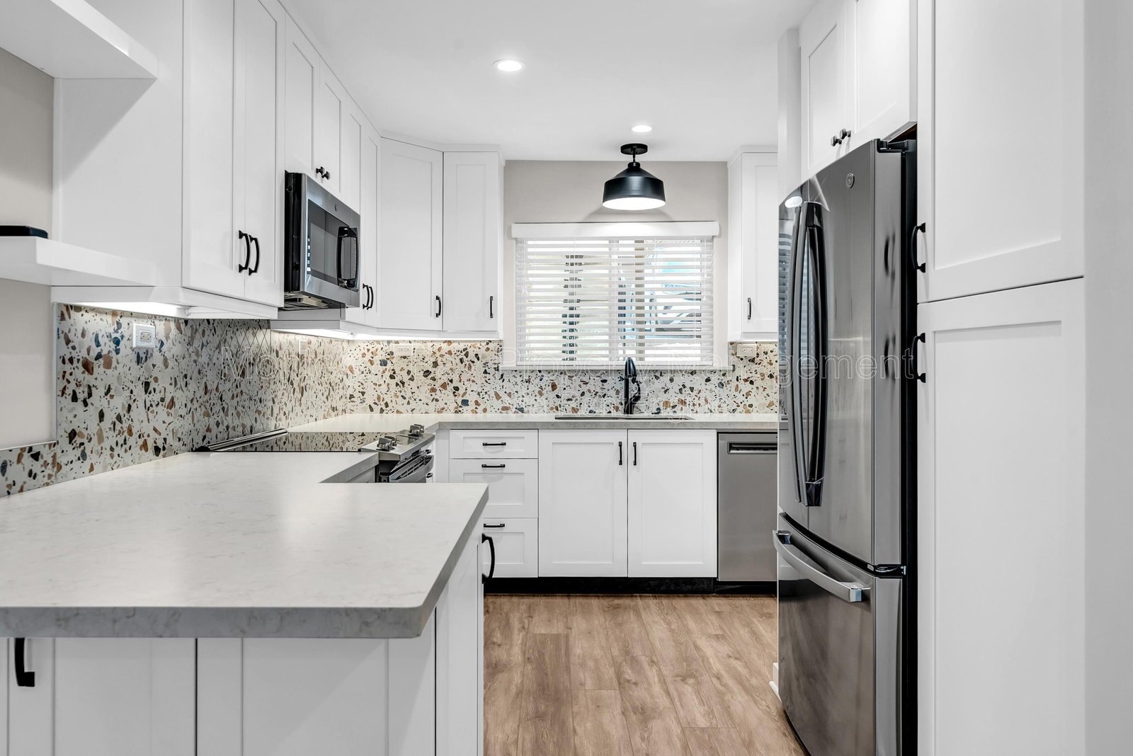 250FR19TPS property image