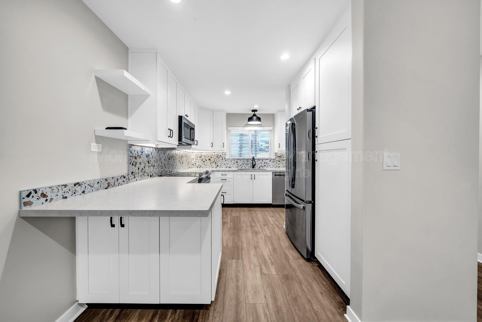 250FR19TPS property image