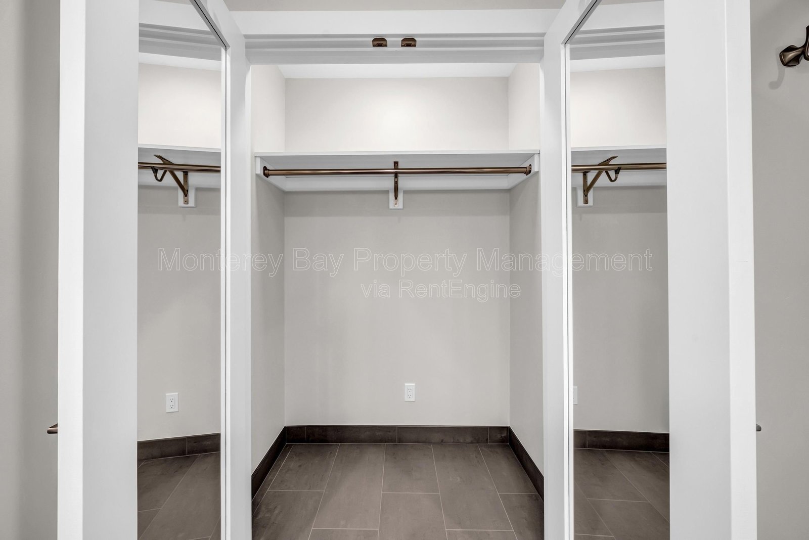250FR19TPS property image