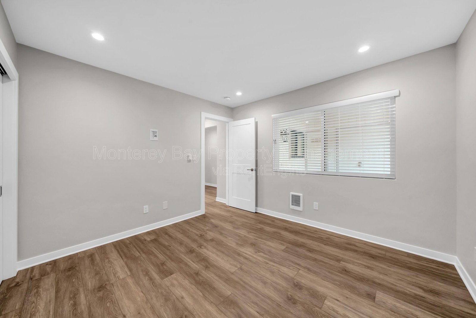 250FR19TPS property image