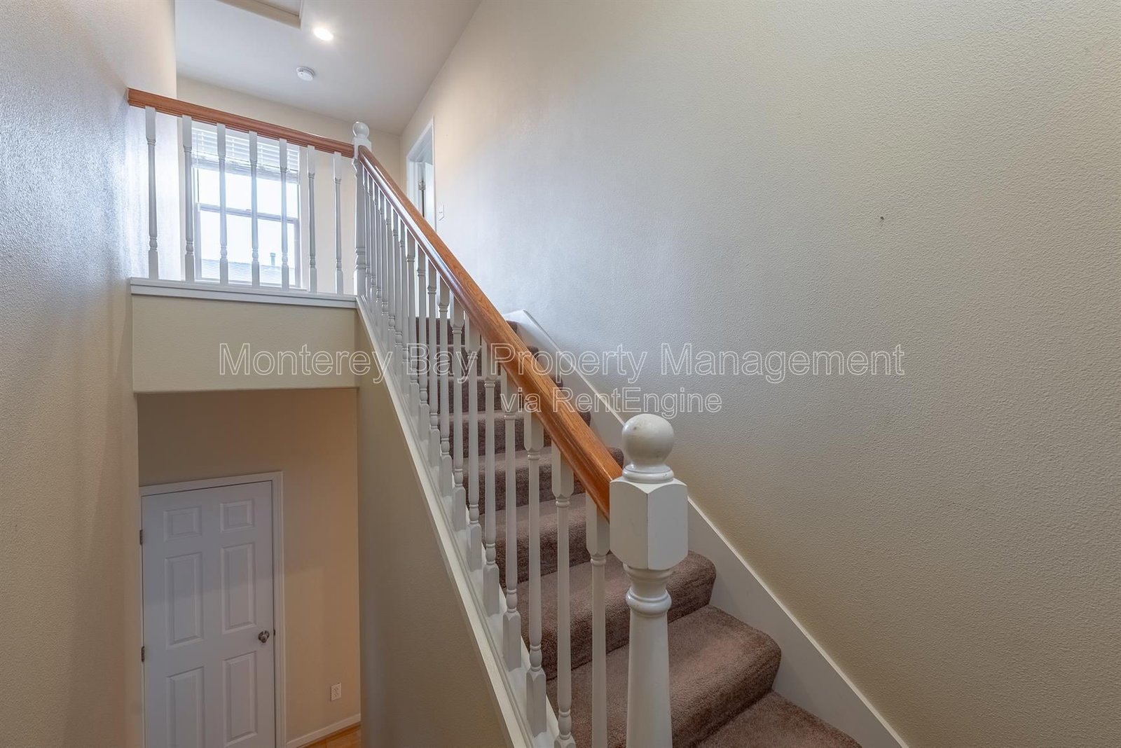 594 LopezAve. property image