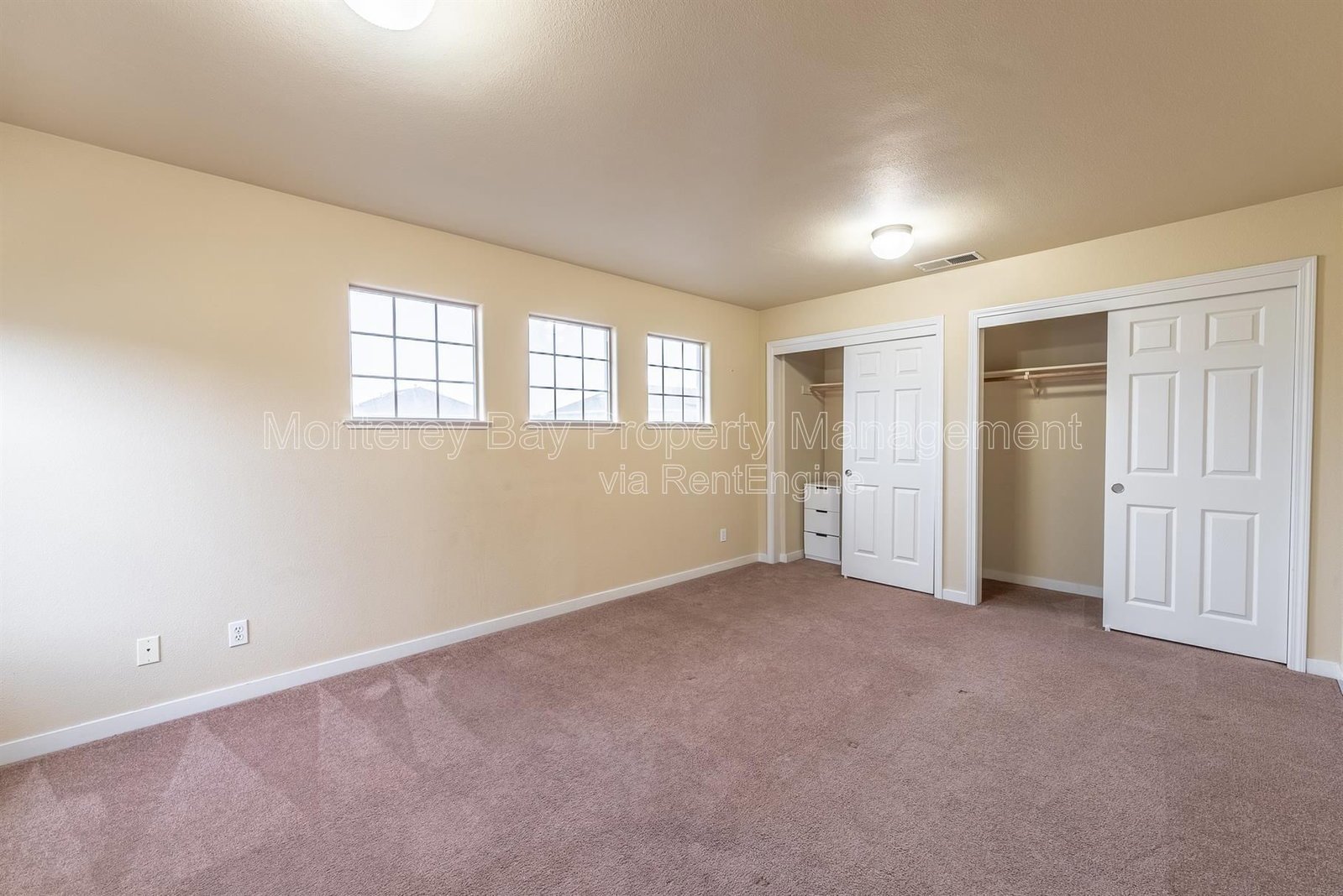 594 LopezAve. property image