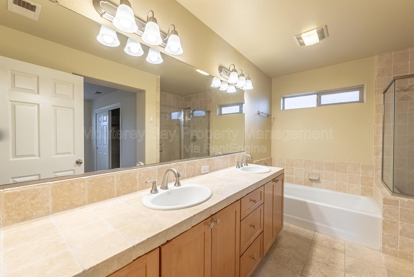 594 LopezAve. property image